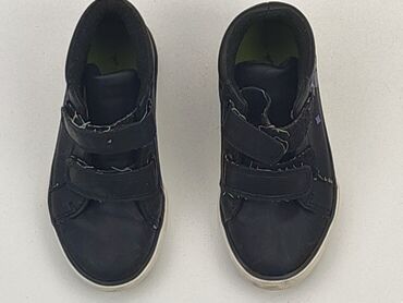 Sport shoes: Sport shoes Next, 26, Used