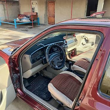 Volkswagen: Volkswagen Vento: 1992 г., 1.8 л, Седан — 7