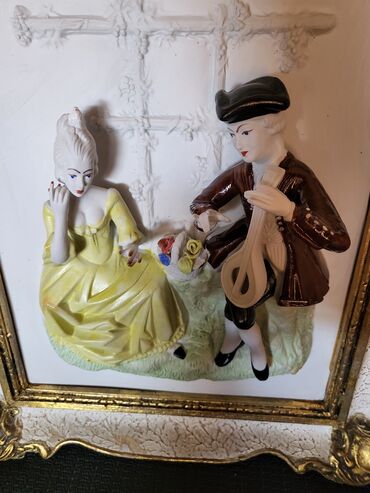 Anticelulit masažeri: Barokna figura u drvenom ramu iz 70ih. Figura gipsana je bez — 6