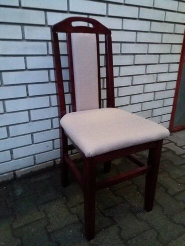 Stolice: Stolice 3200 dostava 2500 — 10