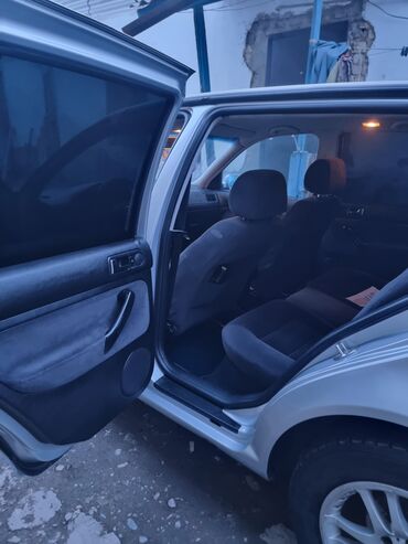 Volkswagen: Volkswagen Golf: 2000 г., 1.6 л, Автомат, Бензин, Седан — 7