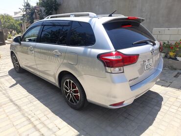 Toyota: Toyota Corolla: 1.5 l | 2015 il Universal — 6