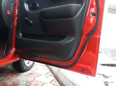 Daihatsu: Daihatsu Cuore: 2004 г., Механика, Бензин — 13