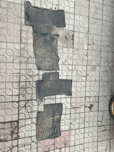 набор ключ ролф: Родные Резиновые Полики Для салона Lexus, цвет - Черный