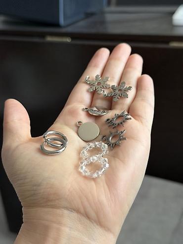 серебро с: Продаю сережки из стали с комплектами сменных подвесок😍😍😍 Не ржавеют! — 2