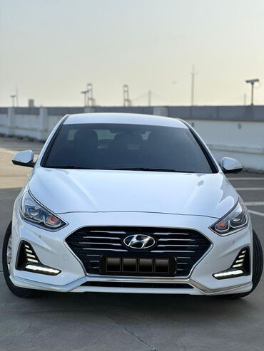 зарядка на авто: Hyundai Sonata: 2018 г., 2 л, Автомат, Гибрид, Седан