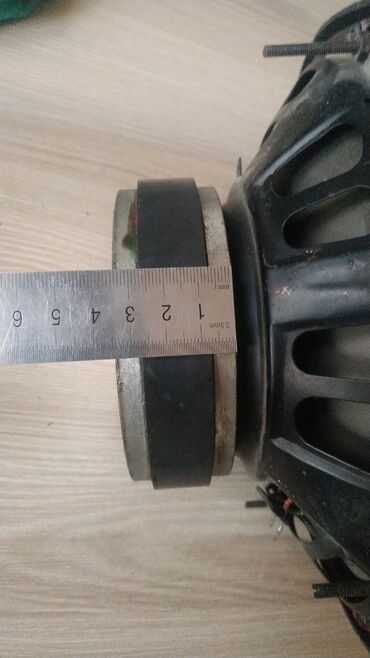 Динамики для авто: 2 шт. 
цена за пару — 6