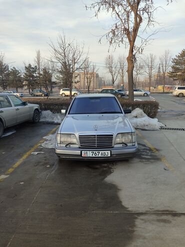 Mercedes-Benz: Mercedes-Benz W124: 1994 г., 3.2 л, Автомат, Газ, Седан