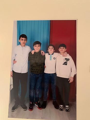qız şəkilləri cəkmək: Studiya fotoşəkili çəkilişi xidməti - Məkan: studiya fonları (mavi və — 1