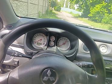 Унаа: Mitsubishi Outlander: 2003 г., 0.2 - engine capacity л, Кол менен иштөөчү, Газ, Кроссовер — 2
