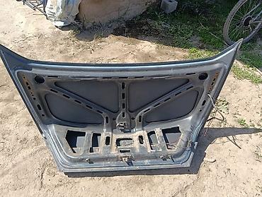женский кожаный ремень: Крышка багажника Mercedes-Benz, Б/у, Оригинал — 3