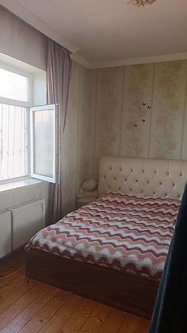 kredıtle evler: 5 otaqlı, 130 kv. m, Kredit yoxdur, Orta təmir — 8