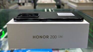 lords mobile: Honor 200 Lite, 256 ГБ, цвет - Черный, Гарантия, Сенсорный, Отпечаток пальца