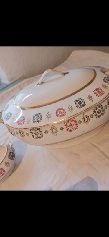 Наборы посуды: Советская супницаблюдо,соусник фарфор цена за все 700с