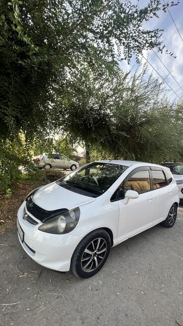 Honda: Honda Fit: 2003 г., 1.3 л, Вариатор, Бензин