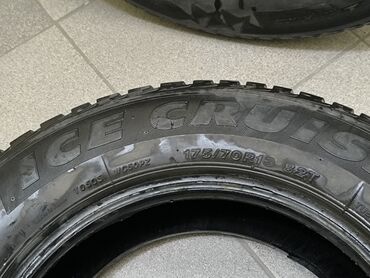 Шины: Шины 175 / 70 / R 13, Зима, Б/у, Пара, Легковые, Япония, Bridgestone