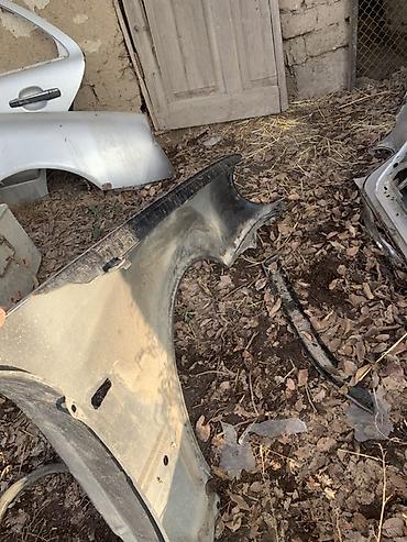 Крылья и комплектующие: Крыло Переднее левое Mercedes-Benz, Б/у — 2