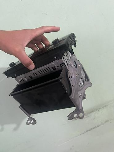 derin dondurucu mini: Toyota orijinal avtomobil maqnitafonu (head unit) – ikiqat DIN ölçülü — 2