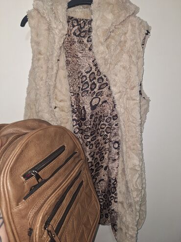 Prsluci: Prsluk vel xl ali moze od M do xl i ranac koji nije koristen oba za — 5