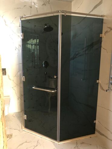 Duş kabinaları, arakəsmələr: Yeni Üstü açıq kabina, Düzbucaqlı, Ödənişli çatdırılma — 24