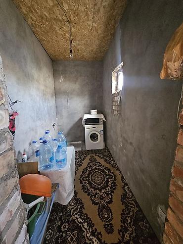 Үйлөрдү сатуу: 4 бөлмө, 180 м², 4 соток, Бишкек, Ак-Ордо 3 ж/м Менчик ээси — 6