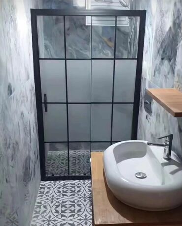 Duş kabinaları, arakəsmələr: Yeni Arakəsmə, Künc üçün, Pulsuz çatdırılma, Ünvandan götürmə — 9