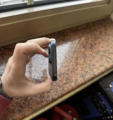 калисо на спринтер: IPhone 15 Pro, Б/у, 256 ГБ, 81 % — 3