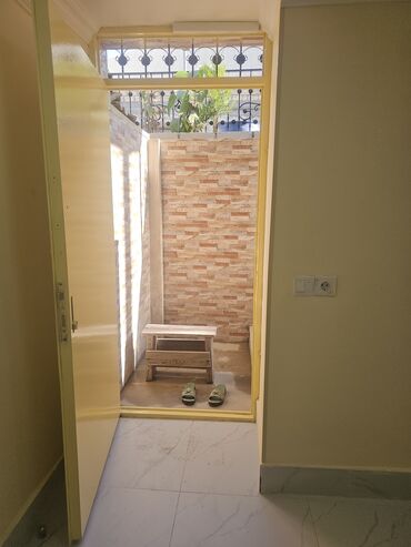 Həyət evləri və villaların satışı: Evin birinci mərtəbəsi kirayə verilir stamatolog,aptek ücün əladi — 4