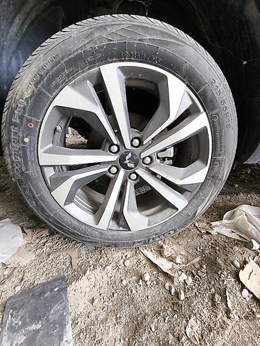 Другие автомобили: Wuling Almaz/Астерион (кроссовер, светло‑голубой) Основные — 10