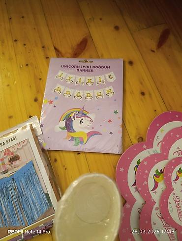 qapi bezeyi: Unicorn temalı ad günü dekorasiya və süfrə dəsti - “İyi ki doğdun” — 9