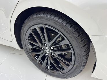 Toyota: Toyota Camry: 2022 г., 2.5 л, Автомат, Гибрид, Седан — 12