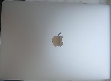 ofis komputeri: İşlənmiş Apple MacBook, 13.3 ", Apple M1, 256 GB, Ünvandan götürmə — 2