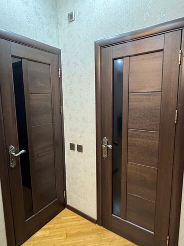 Furnitura və aksessuarlar: İşlənmiş Otaq qapısı Plintus ilə, Zəmanətsiz, Ünvandan götürmə