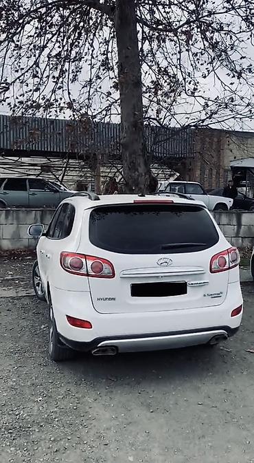 Hyundai: Hyundai Santa Fe: 2.4 l | 2012 il Krossover — 7