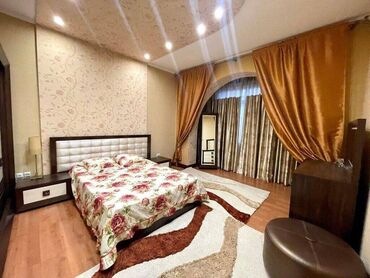 каракол центр: 5 и более комнат, 206 м², Элитка, 3 этаж, Евроремонт