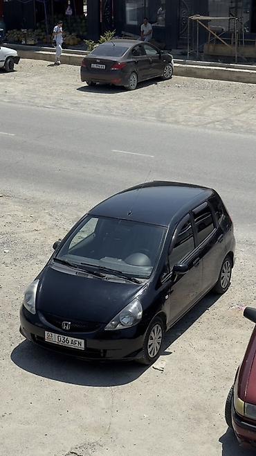 jak авто: Honda Jazz: 2007 г., 1.4 л, Механика, Бензин, Хэтчбэк — 9