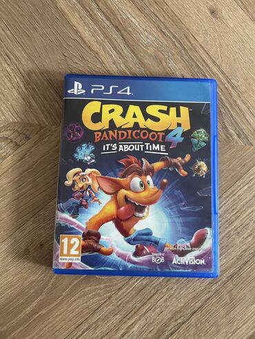 pleşteşin: Crash bandicoot 4 ciziq falan yoxdur ela veziyetdedir