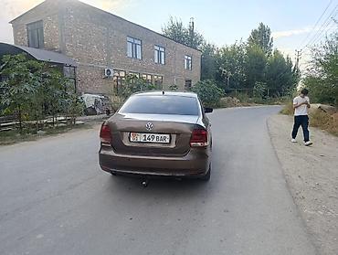 поло 2015: Volkswagen Polo: 2015 г., Механика, Седан — 3