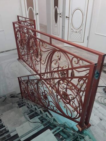 Обшивка лестниц: Ворота, Решетки для окон, Перила, Лестницы и многое другое — 25