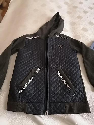 Uşaq üçün kapüşonlu üst geyim (jaket/svitşot): - Rəng: tünd boz/qara