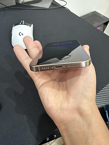телефон 2500 сом: IPhone 16 Pro Max, Б/у, 256 ГБ, Золотой — 4
