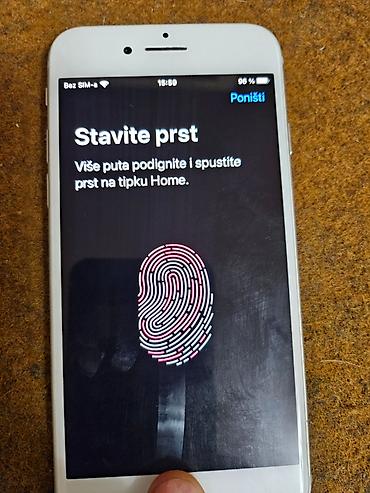 Apple iPhone: Apple iPhone 8- 64 Gb- 86% Bh, Telefon je potpuno ispravan sim free — 7