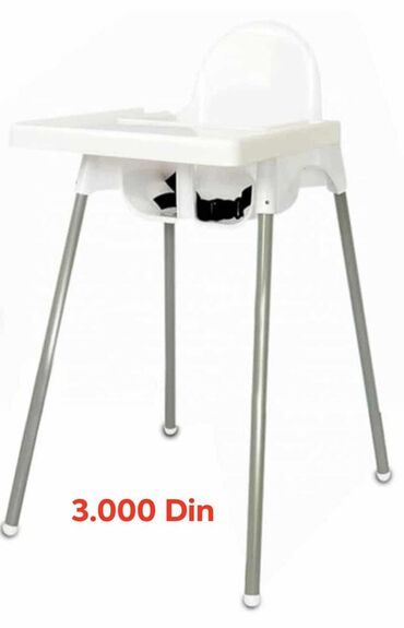 Čizme: - Dečje zimske čizmice, ljubičaste boje sa dezenom jelki. Bočni — 4