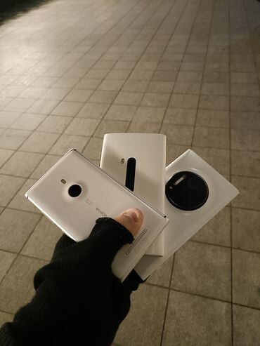 telefon alisi: Nokia Lumia Icon