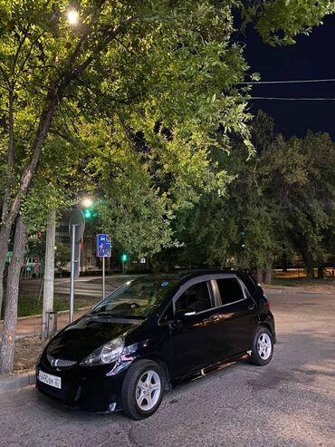 портер сатып алуу: Honda Fit: 2005 г., 1.5 л, Автомат, Бензин, Хетчбек