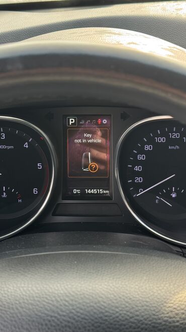 Hyundai: Hyundai Santa Fe: 2016 г., 2 л, Дизель — 10