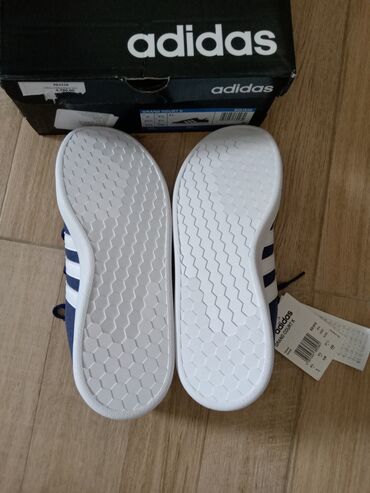 Patike: Adidas, Veličina - 37 — 8