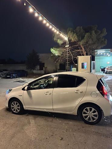 Toyota Aqua hibrid İli 2019 140 000 probeq Taksi buraxlışı var 2031-ə at lalafo.az — 4 Toyota Aqua hibrid İli 2019 140 000 probeq Taksi buraxlışı var 2031-ə — 4