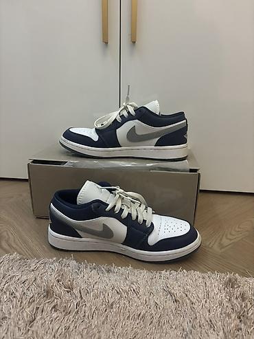 аир джордан: Мужские кроссовки, 39, Nike, Б/у, цвет - Синий, Самовывоз, Платная доставка — 1