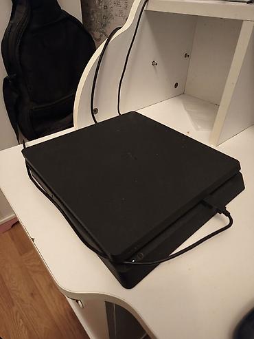 playstation 6: PlayStation 4 Slim oyun konsolu, proşıvkasız. PS4 Slim konsolu — 3
